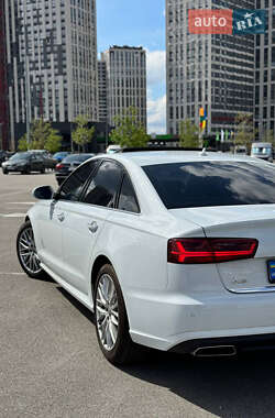 Седан Audi A6 2015 в 