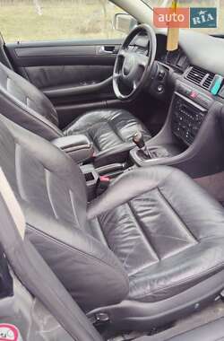 Седан Audi A6 2003 в 