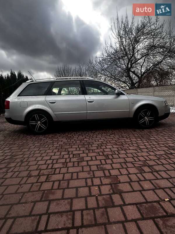 Универсал Audi A6 2000 в Костополе