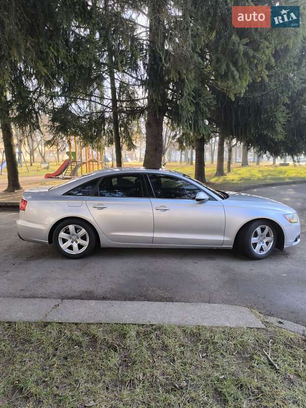 Седан Audi A6 2012 в Ровно