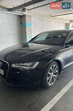 Седан Audi A6 2012 в 