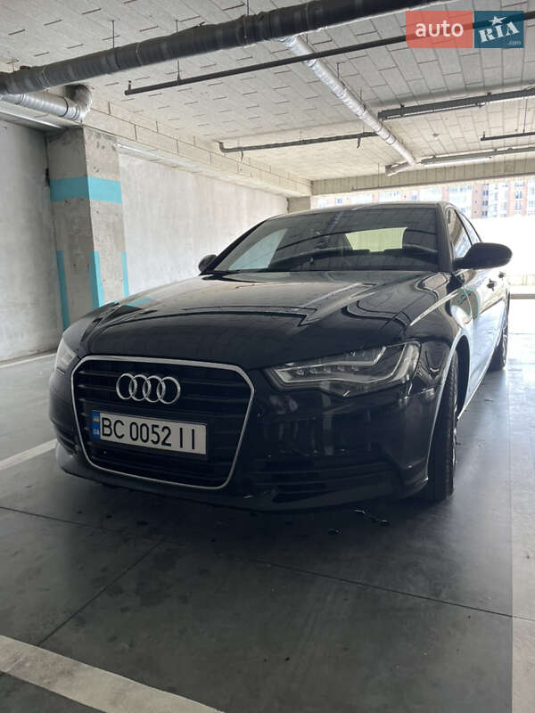 Седан Audi A6 2012 в 