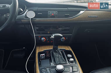 Седан Audi A6 2014 в 