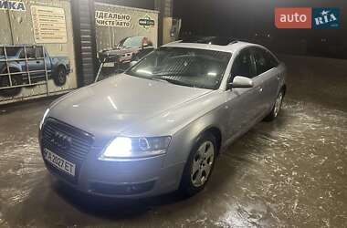 Седан Audi A6 2004 в Рокитному