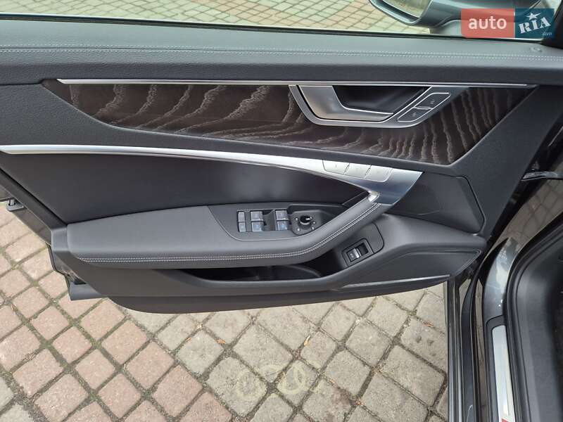 Седан Audi A6 2020 в Киеве