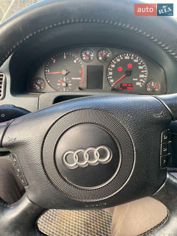 Универсал Audi A6 1998 в Запорожье