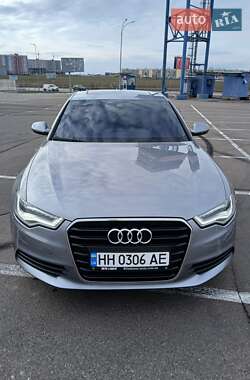 Седан Audi A6 2014 в 