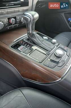 Седан Audi A6 2014 в 