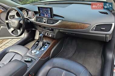 Седан Audi A6 2015 в 