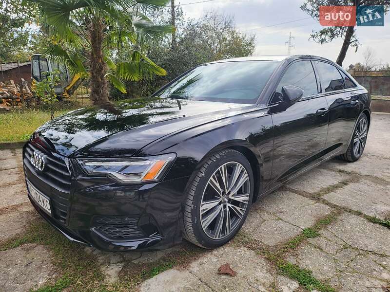 Седан Audi A6 2020 в Мукачево