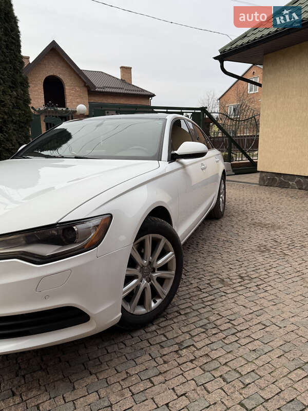 Седан Audi A6 2013 в 