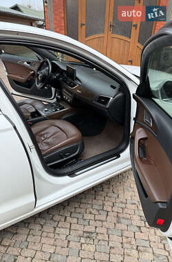 Седан Audi A6 2013 в 