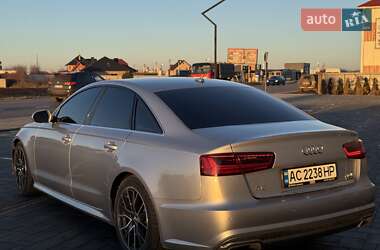 Седан Audi A6 2015 в 
