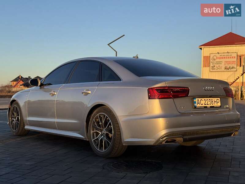 Седан Audi A6 2015 в Луцке
