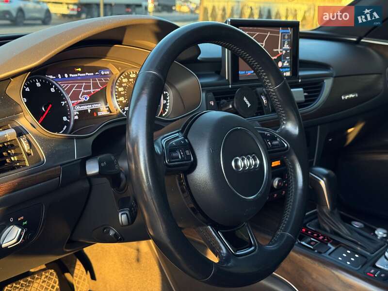 Седан Audi A6 2015 в Луцке