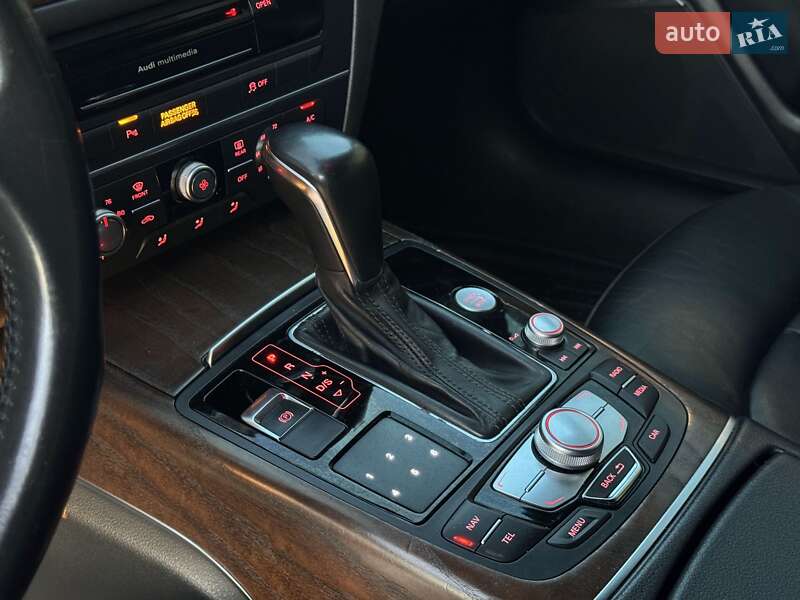 Седан Audi A6 2015 в Луцке