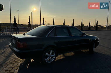 Седан Audi A6 1997 в Ровно