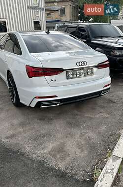 Седан Audi A6 2018 в 