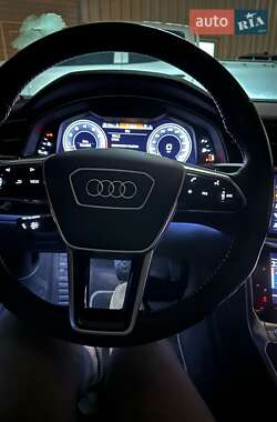 Седан Audi A6 2018 в 
