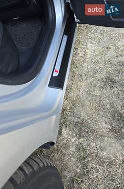 Седан Audi A6 2010 в 
