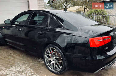 Седан Audi A6 2012 в 