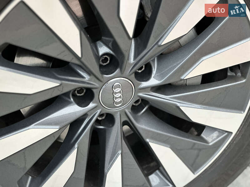 Универсал Audi A6 2019 в Дрогобыче