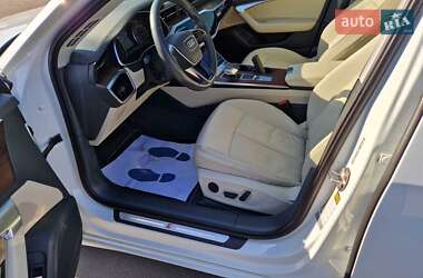 Седан Audi A6 2019 в 