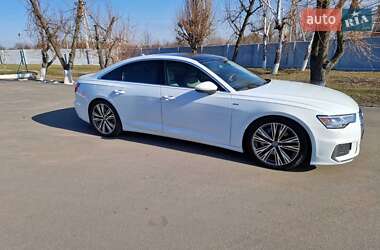 Седан Audi A6 2019 в 