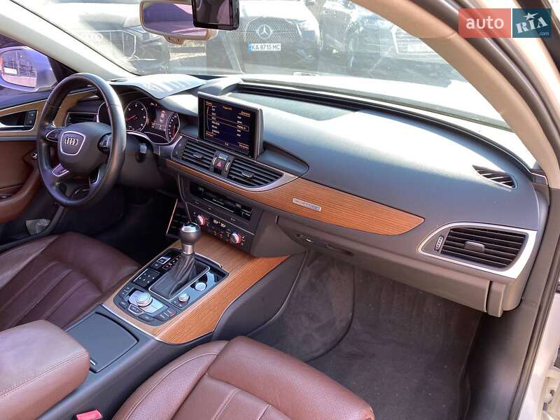 Седан Audi A6 2015 в Львові