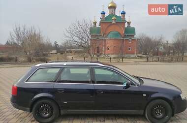 Универсал Audi A6 2001 в 