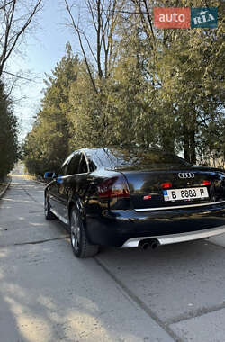 Седан Audi A6 2001 в 