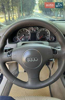 Седан Audi A6 2001 в 