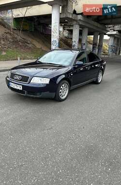 Седан Audi A6 2002 в 