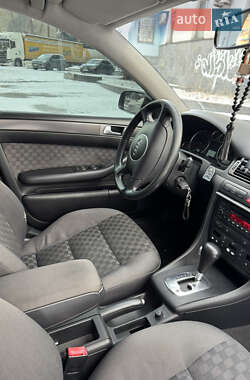 Седан Audi A6 2002 в 