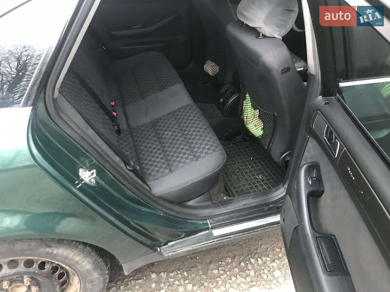 Седан Audi A6 1999 в Бару