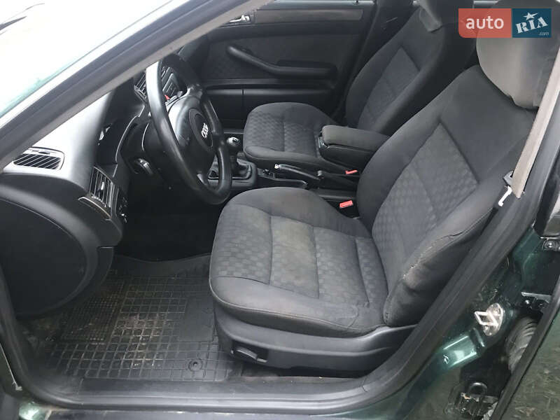Седан Audi A6 1999 в Бару