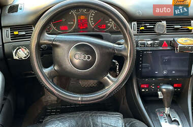 Универсал Audi A6 2002 в 