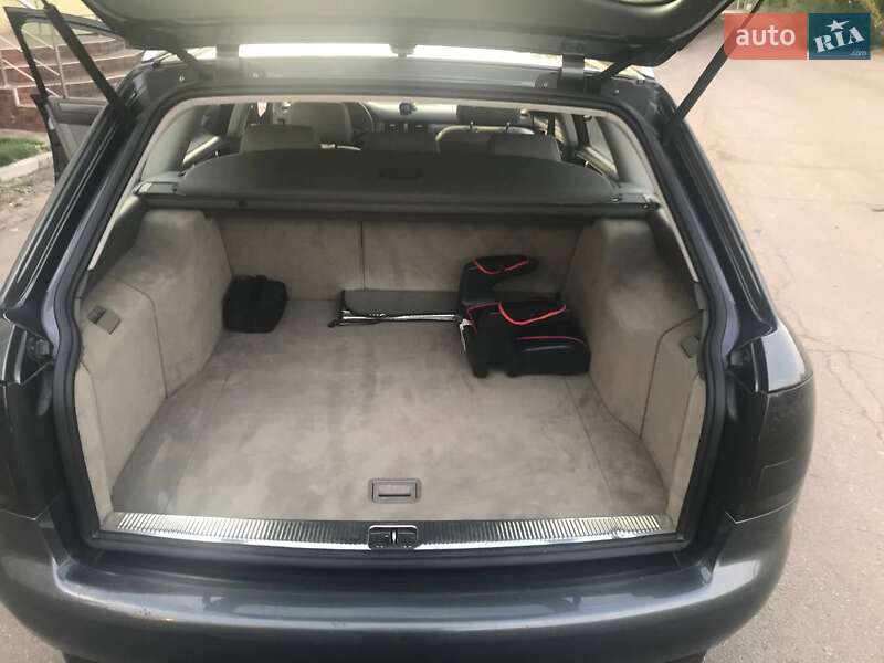 Универсал Audi A6 2004 в Киеве