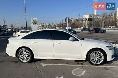 Седан Audi A6 2015 в 