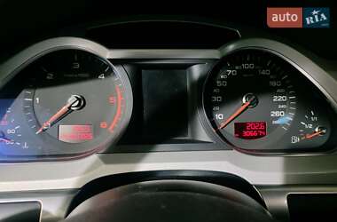 Седан Audi A6 2010 в 