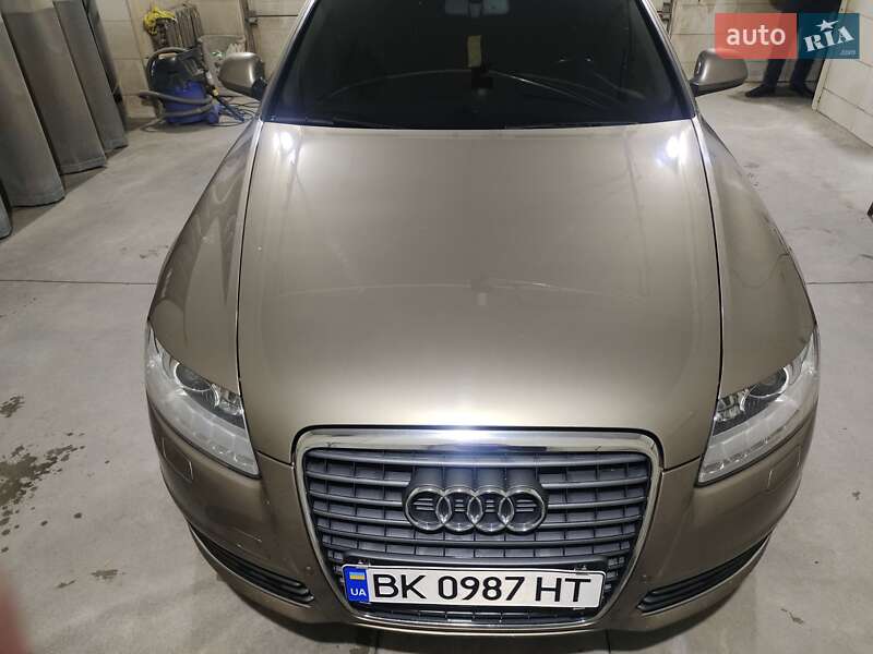 Седан Audi A6 2010 в Красилове