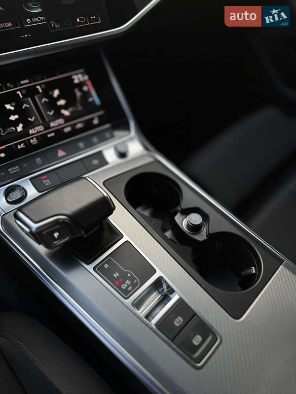 Универсал Audi A6 2021 в Днепре