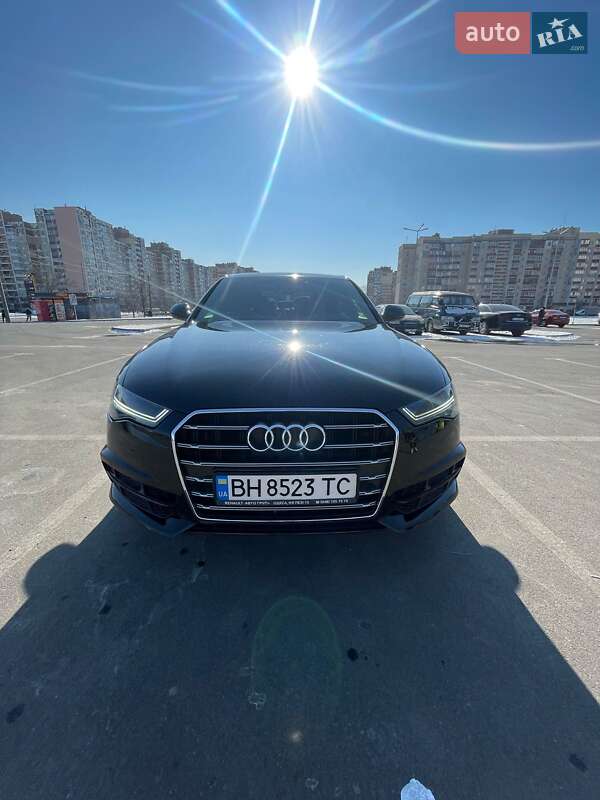 Седан Audi A6 2015 в 