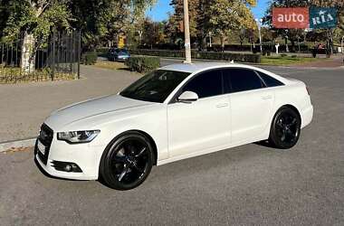 Седан Audi A6 2011 в Винниках