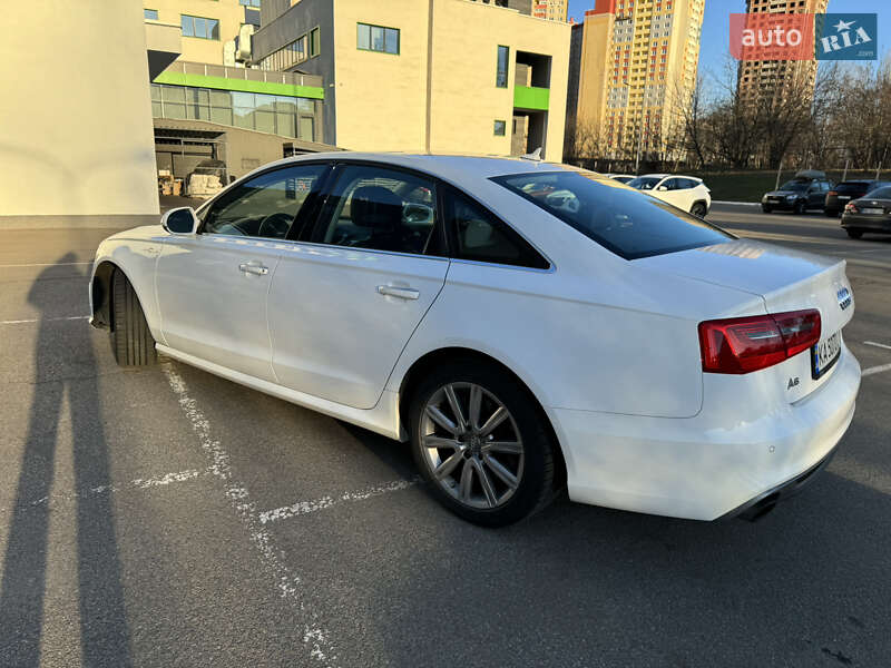 Седан Audi A6 2014 в Киеве