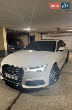 Седан Audi A6 2015 в 