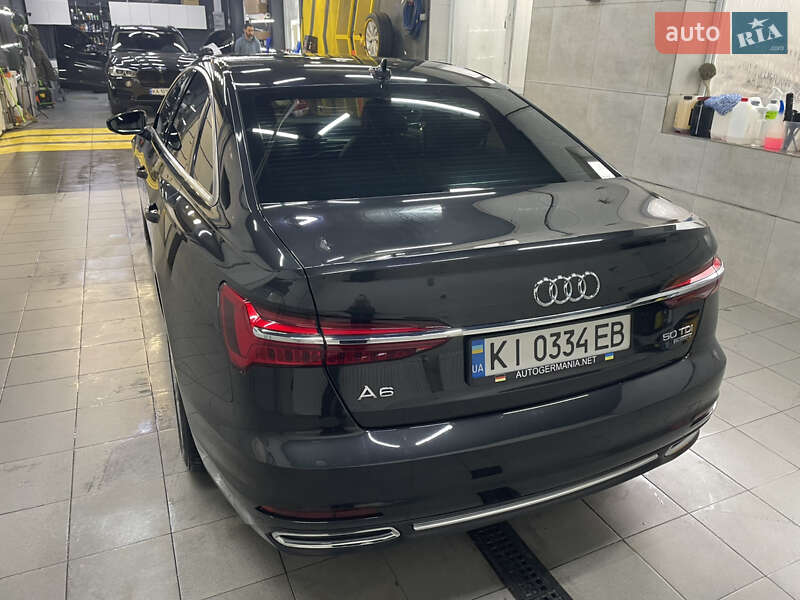 Седан Audi A6 2018 в Киеве