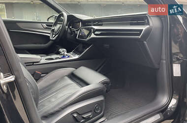 Седан Audi A6 2018 в 