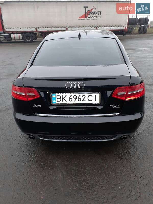 Седан Audi A6 2010 в Ровно