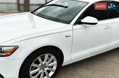 Седан Audi A6 2014 в 